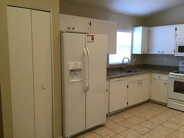 3429 Silver Meadow Way — Photo 2