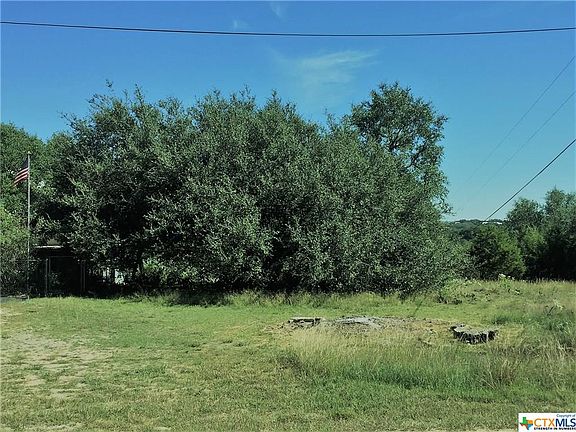 3rd image of 1228 Lakeside Dr W