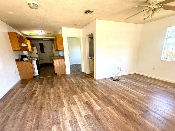5th image of 849 NE Maple Ln