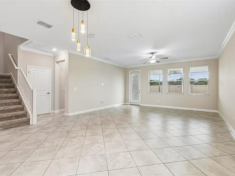 25057 Lambrusco Loop — Photo 20