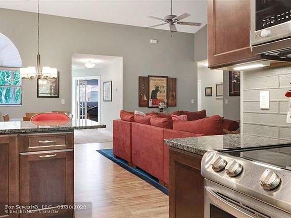 2nd image of 2606 Aspen Way #2606