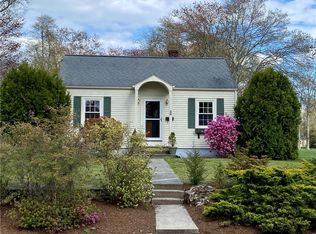 26 Bernard Ave, Barrington, RI 02806