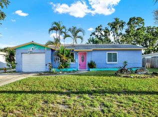 720 Orange View Dr, Largo, FL 33778
