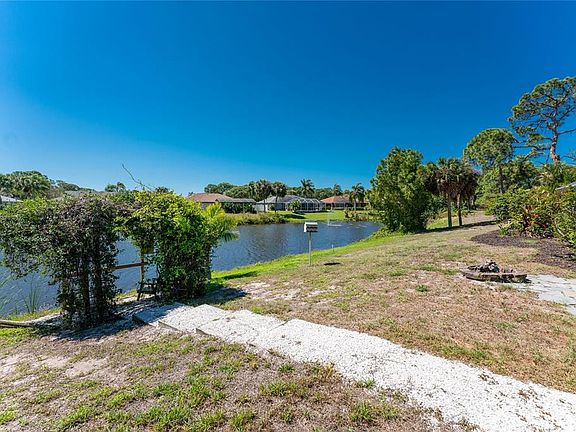 4th image of 7270 San Casa Dr