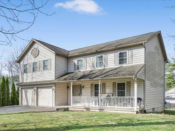 207 Pine Blvd, Orwigsburg, PA 17961