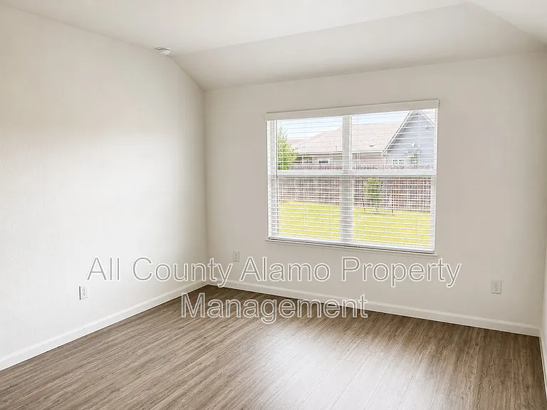 4327 Southton Loch — Photo 16