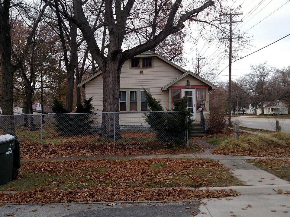 1st image of 1807 Elwood St
