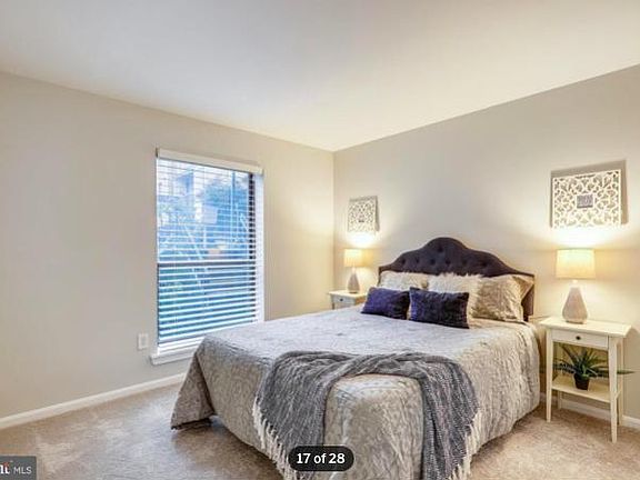 5th image of 37 Dudley Ct #24