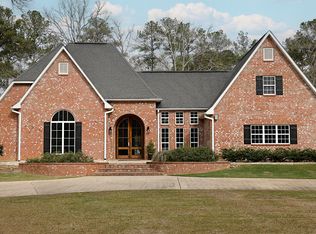 1195 Eleanor Dr, McComb, MS 39648