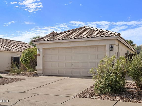 3rd image of 1281 W GAIL Drive
