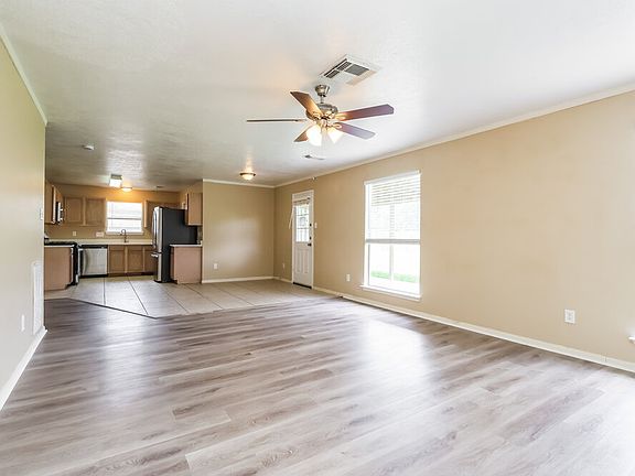5th image of 3015 Cinnamon Glen Dr