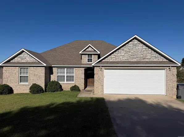 53 Ashcraft Ct, Paragould, AR 72450