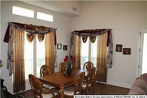 2nd image of 6124 Royal Palms Dr