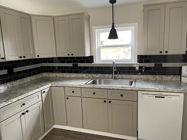 1st image of 7217 Bondhaven Dr
