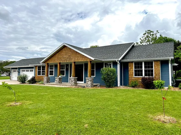 N7980 Horizon Ct, Sherwood, WI 54169