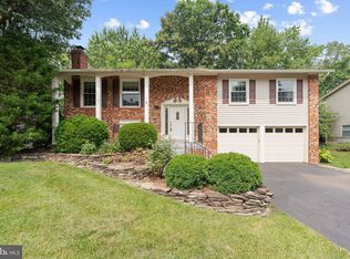 7102 Sontag Way, Springfield, VA 22153