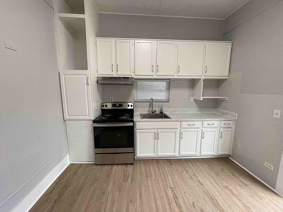 1st image of 125 Ada St #3