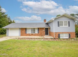 6406 Greengate Hill Rd, Fayetteville, NC 28303