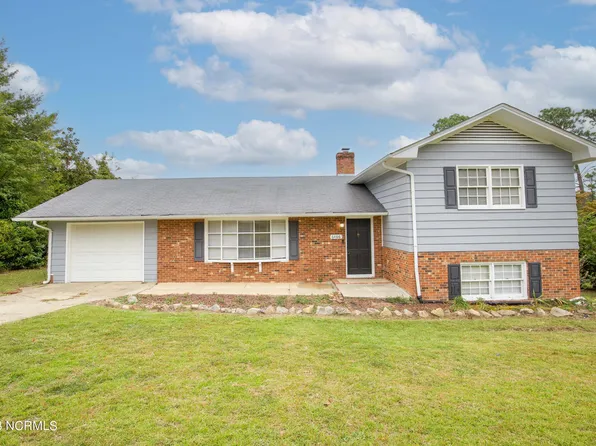 6406 Greengate Hill Road, Fayetteville, NC 28303