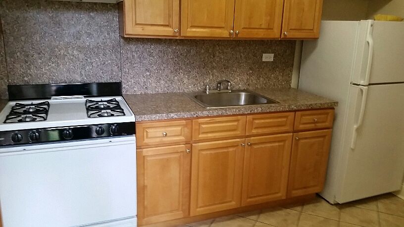 2nd image of 2662 W 2nd St APT 3B