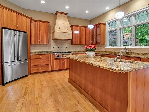 5th image of 4989 Rockhaven Dr