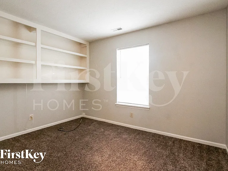 41 Knoll Ln — Photo 12