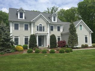 63 Riding Ridge Rd, Monroe, CT 06468