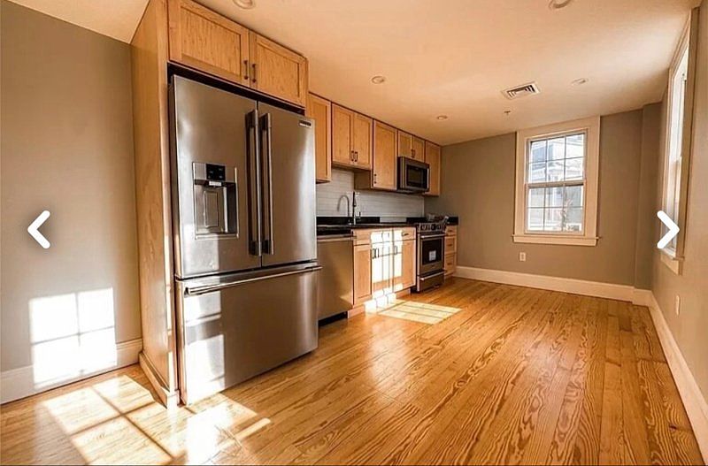 1st image of 393 Essex St Floor 3