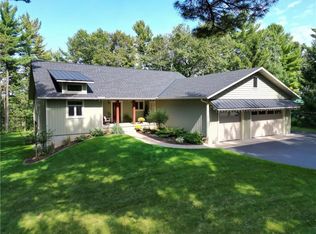 3916 Harless Rd, Eau Claire, WI 54701