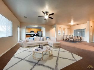 1528 Sugarleaf Ridge Dr, Bakersfield, CA 93311