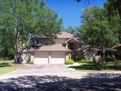 411 Rawhide, Horseshoe Bay, TX, 78657