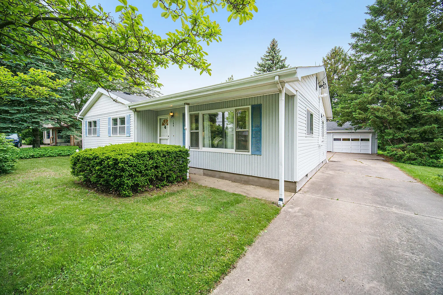 188 Redman Rd photo 1