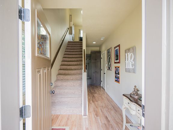 4th image of 17904 SE 43rd St