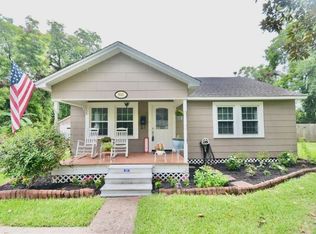 903 E 2nd St, Sweeny, TX 77480