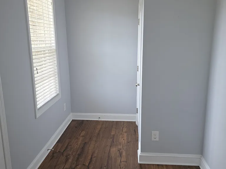 4016 Stretton Ave — Photo 11
