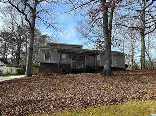 276 Stonebridge Rd, Birmingham, AL 35210