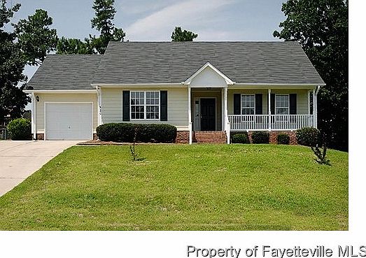 1st image of 520 Northwoods Dr