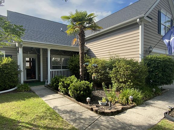 2nd image of 148 Carolinian Dr