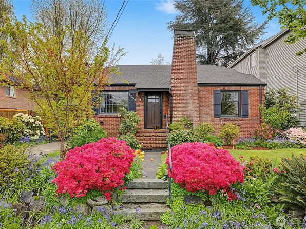 4052 54th Avenue SW, Seattle, WA 98116