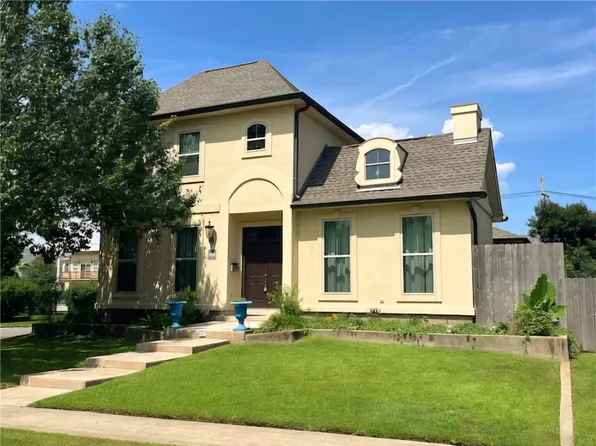 6558 Catina St, New Orleans, LA 70124