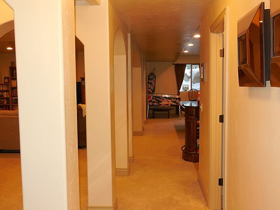 5th image of 3324 W Chatel Dr