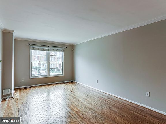 4th image of 9315 Sombersby Ct