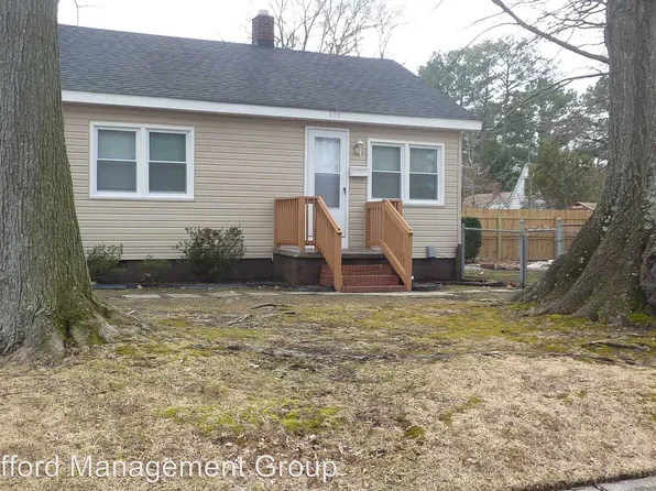 859 Alma Dr, Norfolk, VA 23518