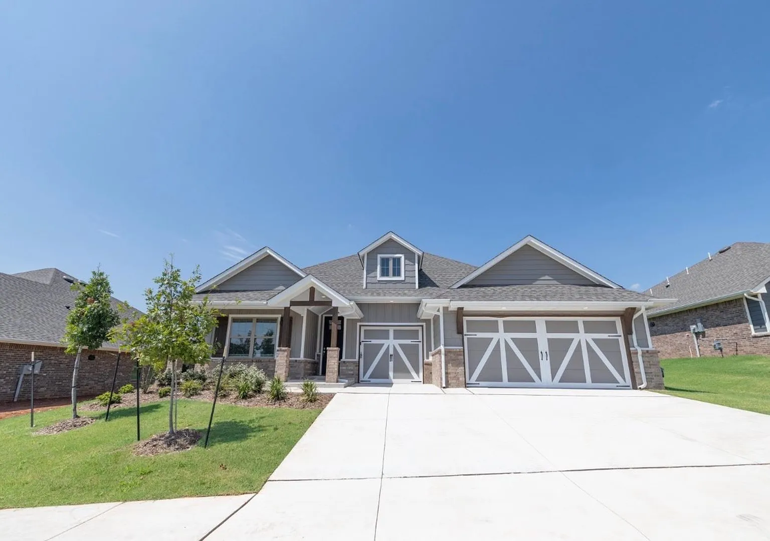 4 Bedroom 2.5 Bathroom 3 Car Garage Home in Edmond School District — Photo 1