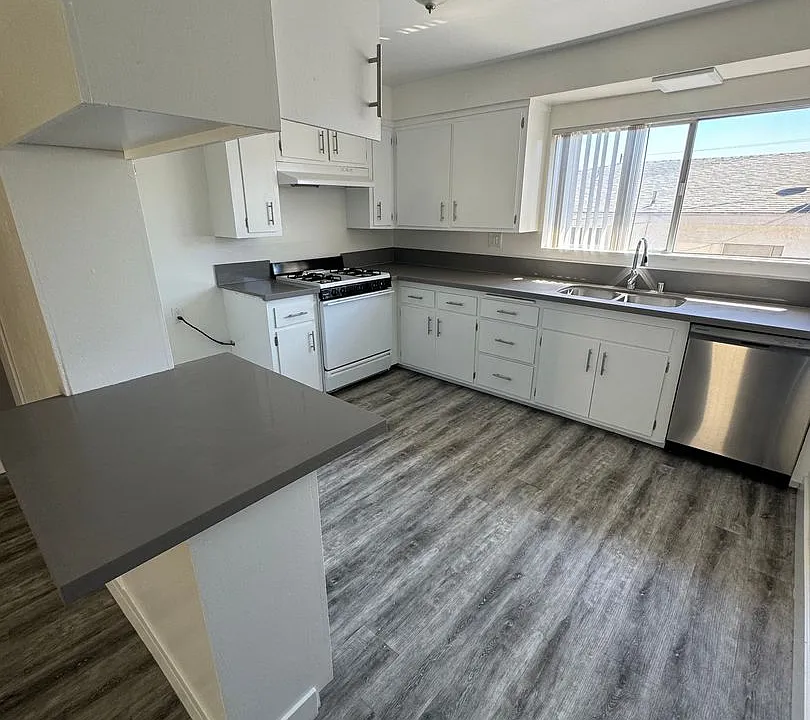 2120 Vanderbilt Lane, Redondo Beach, CA.