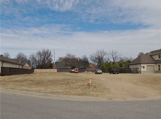 5911 E 106th Pl, Tulsa, OK 74137