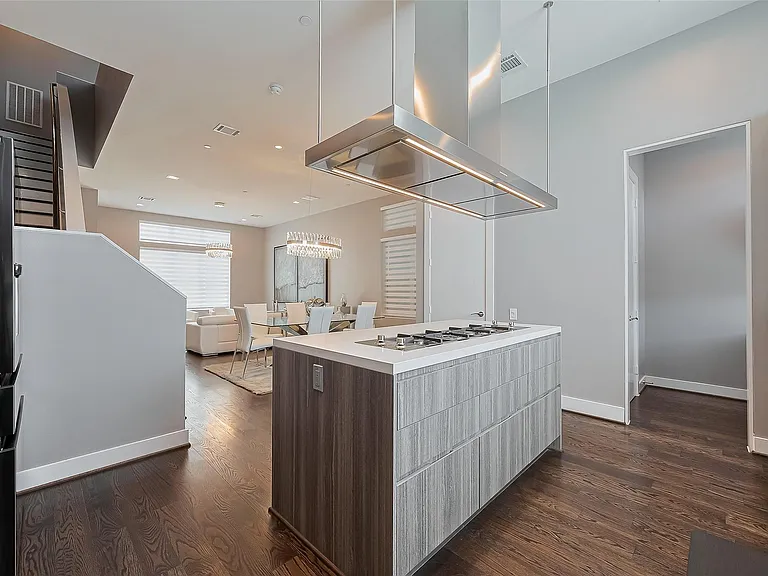 5919 E Post Oak Ln — Photo 15