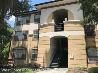 17112 Carrington Park Dr APT 902, Tampa, FL 33647
