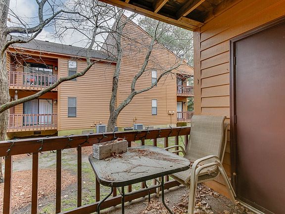 3rd image of 3053 Cape Henry Ct