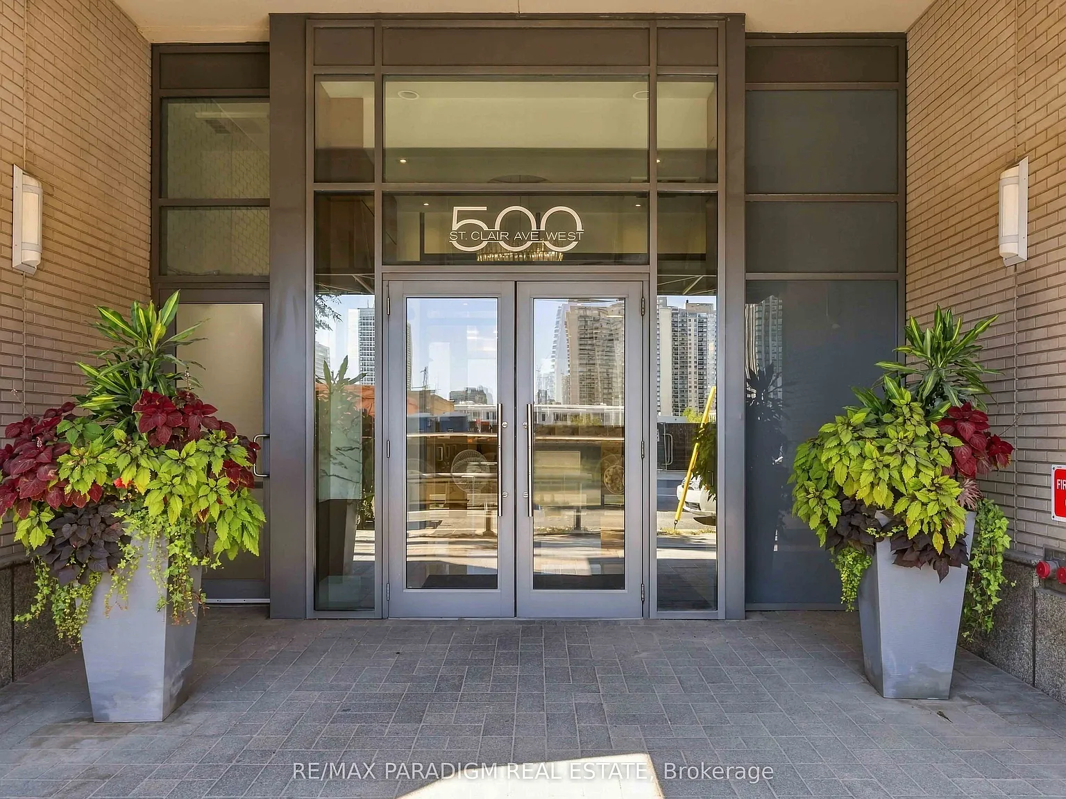 2 bed, $3,400 — Photo 2